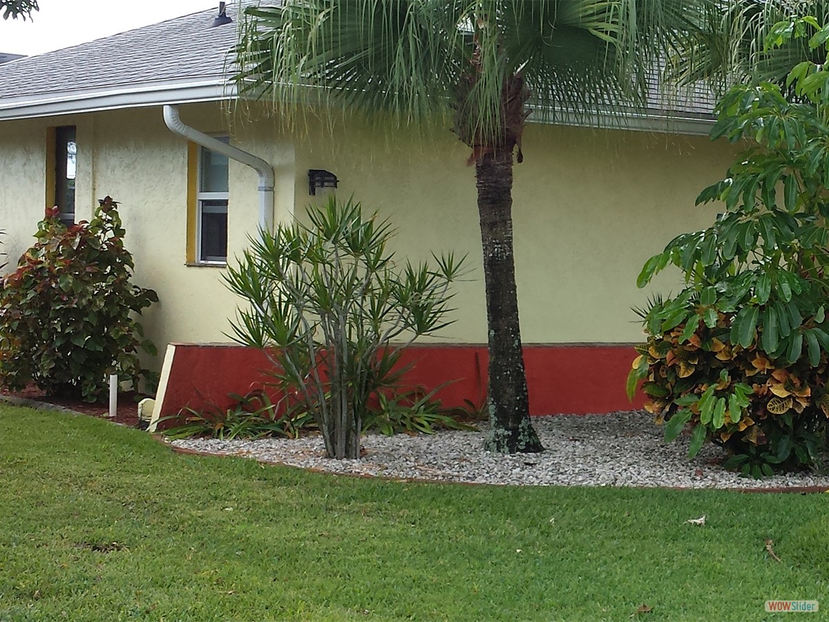 Ursprünglich stand an der Stelle des Anbaus eine Ziermauer