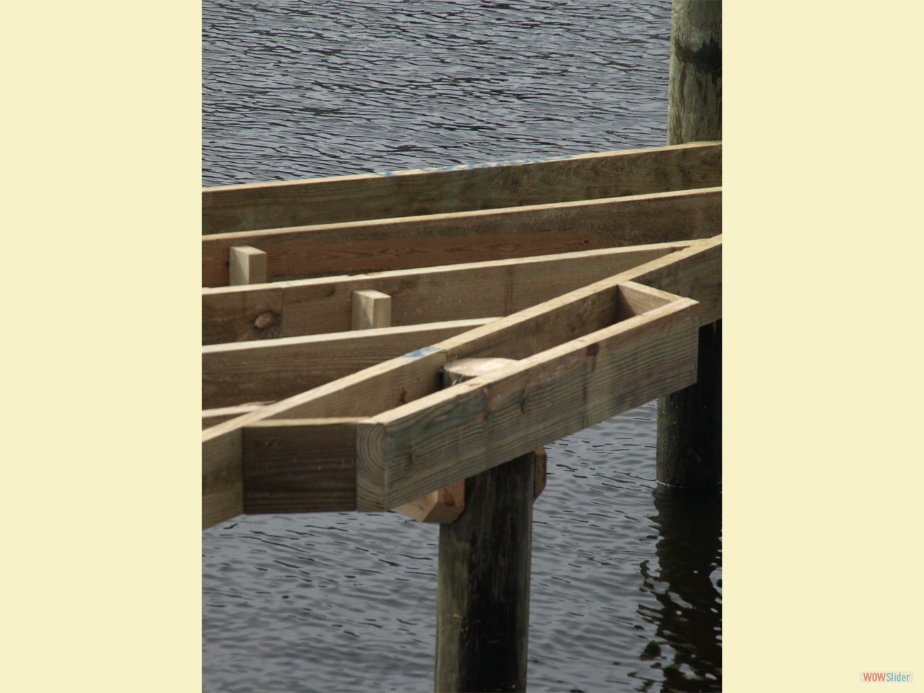 Von hier steigt man später ins Boot. Von hier steigt man später ins Boot.