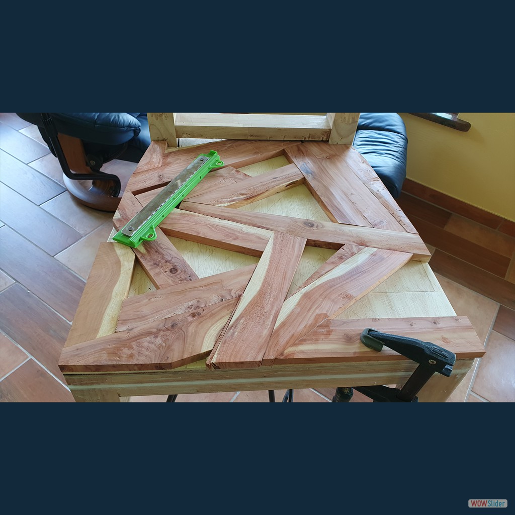 ... Stuhl 1 ... Stuhl 1