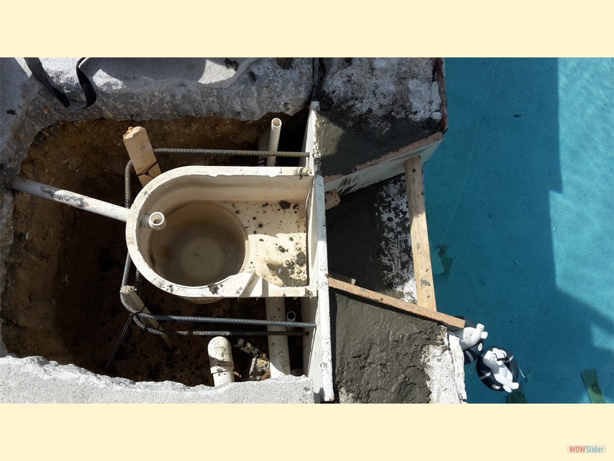 ... refilling the concrete at the skimmer overflow ... refilling the concrete at the skimmer overflow