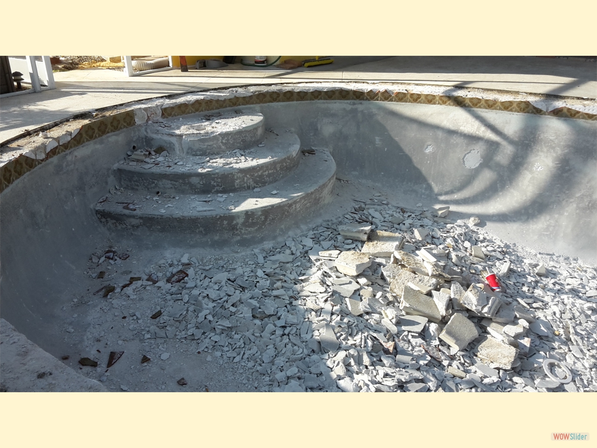 Just look at this mountain of rubble. Just look at this mountain of rubble.