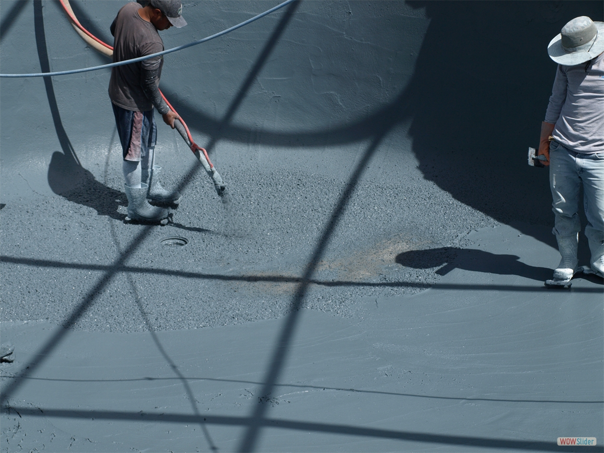 ... upto the drain in the middle ... ... upto the drain in the middle ...