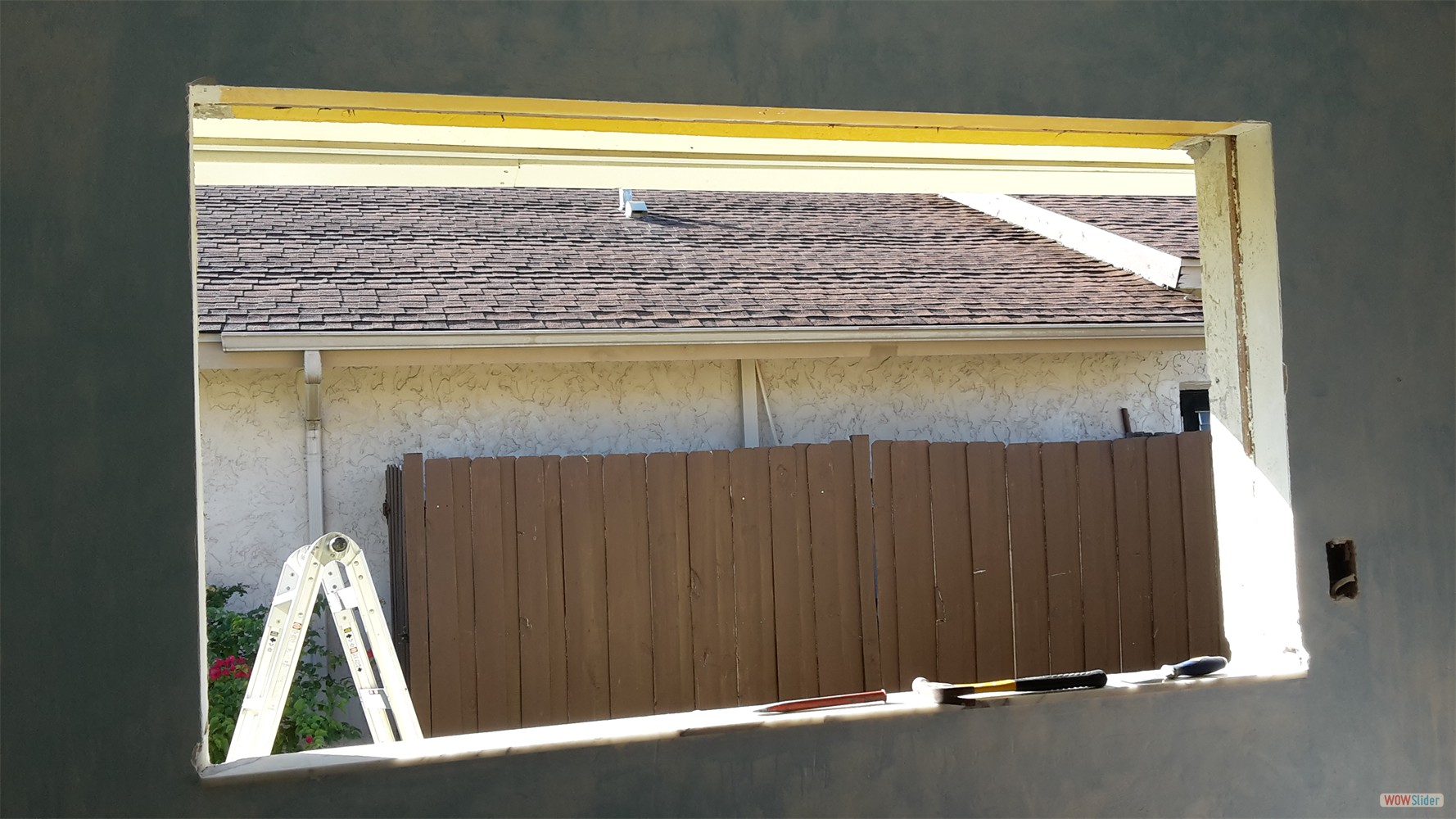 It all starts with an empty window opening ...